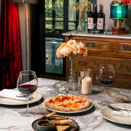 Urla Koestem Mueze Szálloda