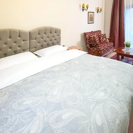 Szálloda Urla Koestem Mueze Uzunkuyu