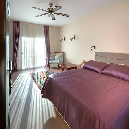 Urla Koestem Mueze Szálloda Uzunkuyu