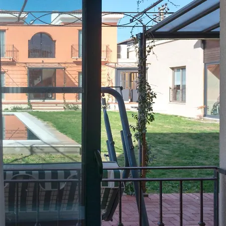 Urla Koestem Mueze * Uzunkuyu