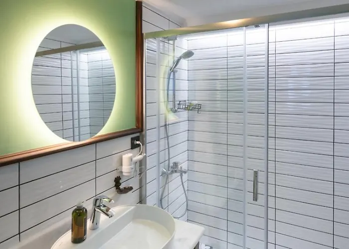 Urla Koestem Mueze Hotel *