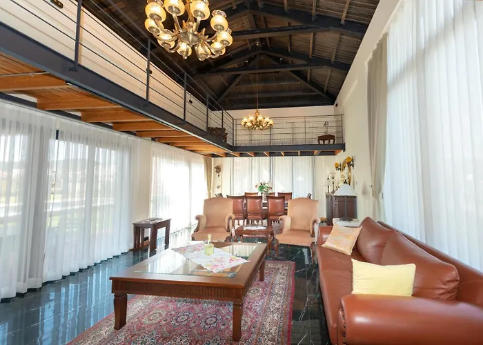 Urla Koestem Mueze Hotel *